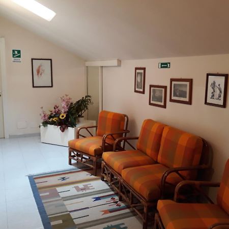 Hotel Molteni Ведуджо-кон-Кольцано Экстерьер фото
