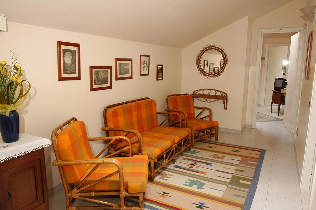 Hotel Molteni Ведуджо-кон-Кольцано Экстерьер фото